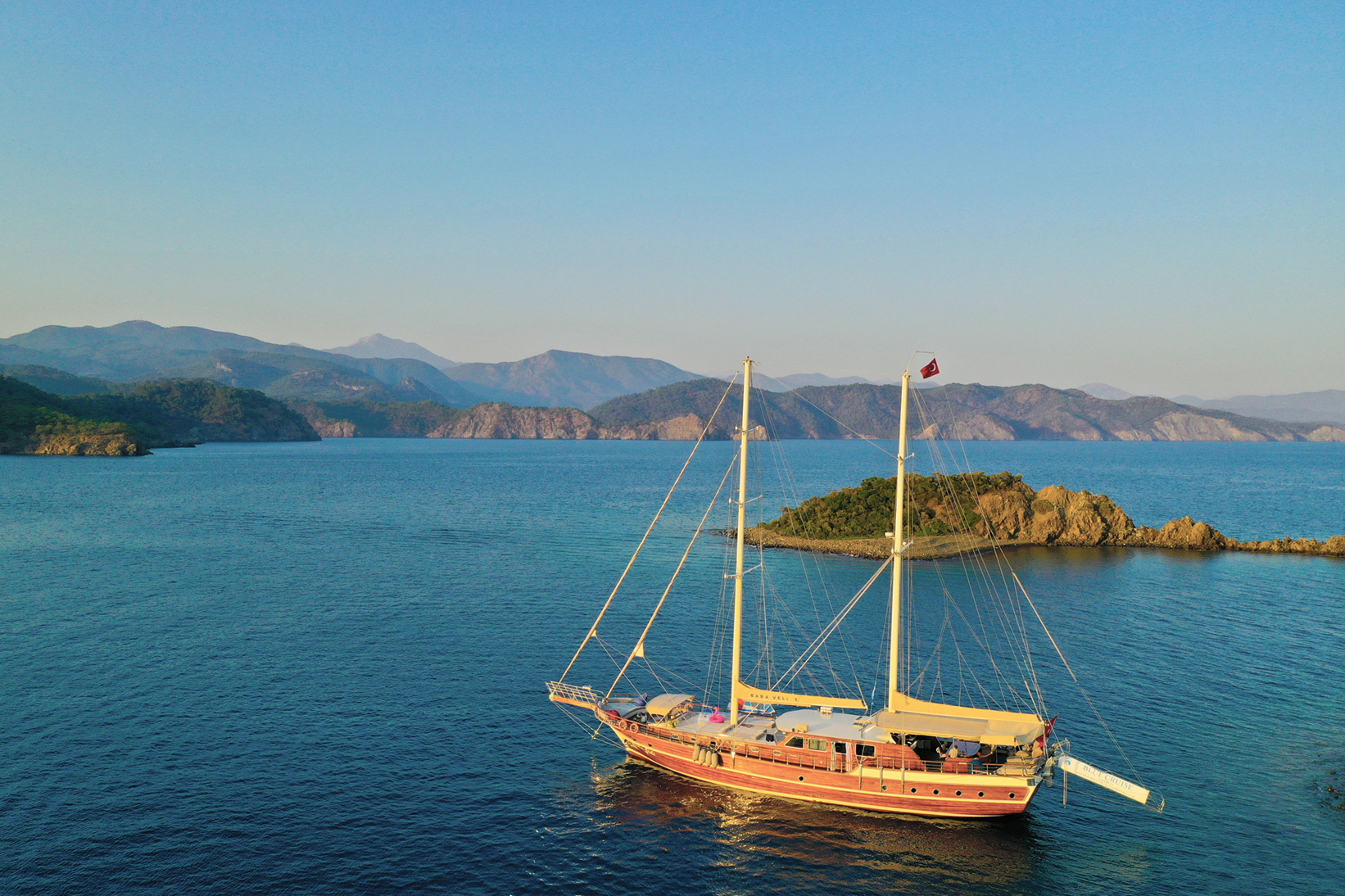 Turkey - premium yacht, sailboat and catamaran to rent